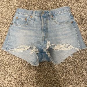 LEVIS 501 JEAN SHORTS
